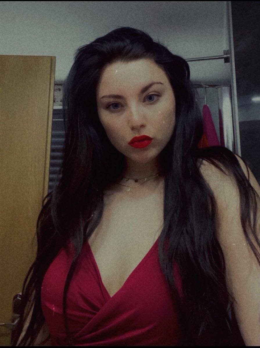 🖤‼ RT-GAME ‼️🖤

1/1/1
HERRINNEN     2 Kommentare 
SKLAVEN          2 Kommentare 
10 Minuten (bis  18:30 Uhr)

+2€ für jedes Strap-On Bild einer Lady 😌🔥