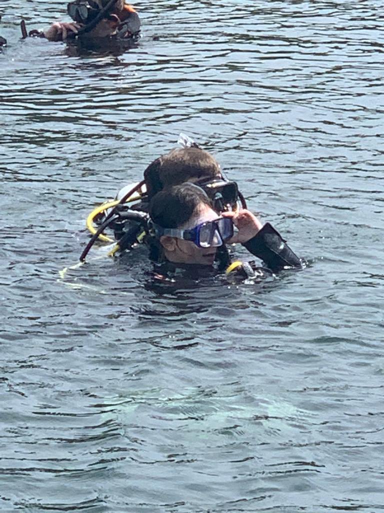OrielHighSchool's tweet image. Day 2 of of scuba diving! 🤿 💜🤿 #LearningNewSkills #PadiCourse #ActivitiesWeek2022