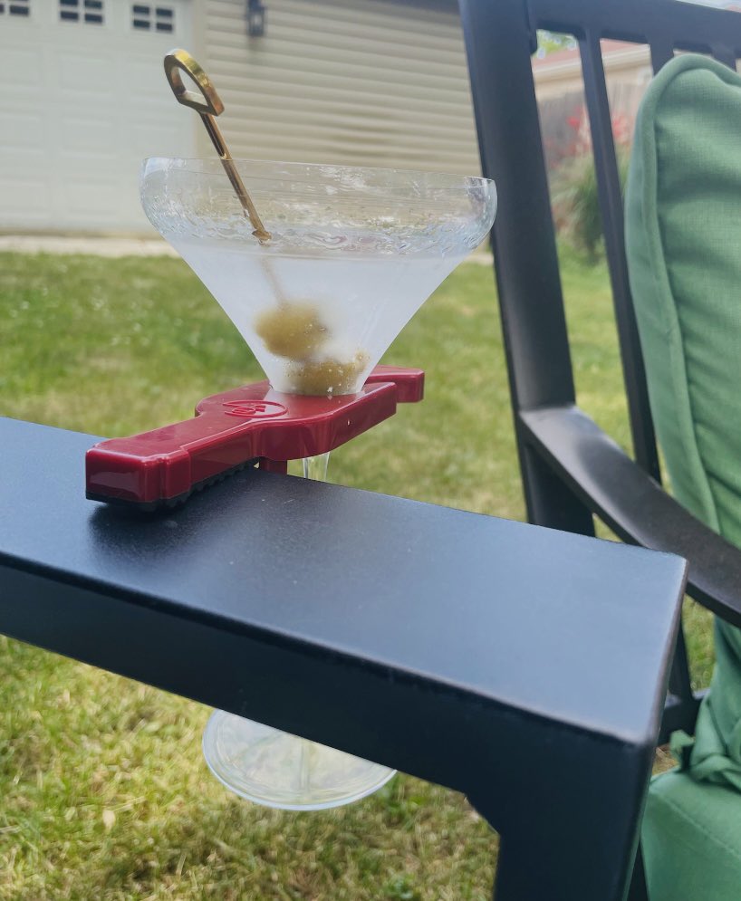 winegrasp's tweet photo. Happy #ThirstyThursday 🍸 https://t.co/a1LIxb9xKL
