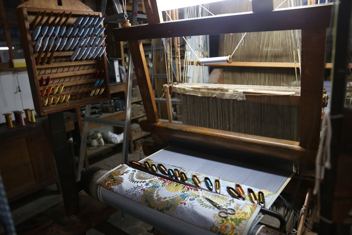 Seidenstoffe mit KI klassifizieren: Das Projekt <a href="/silknow_eu/">silknow.eu</a> zum Erhalt des europäischen Seidenerbes erhält den European Heritage Award / <a href="/europanostra/">Europa Nostra</a>  Award. Das Institut für Photogrammetrie und GeoInformation der #LUH ist mit Methoden der künstlichen Intelligenz beteiligt.