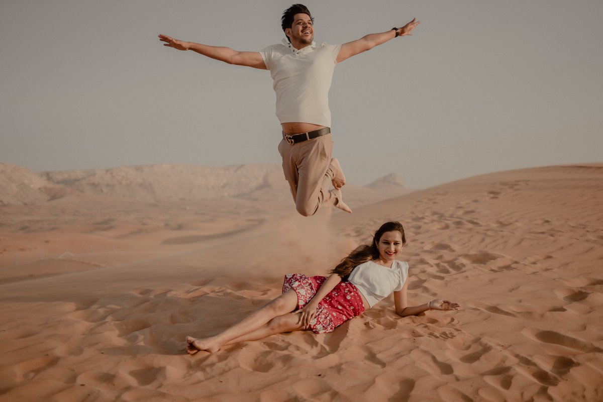gajaakriti's tweet photo. Shreya & Aditya, Dubai 2022
"Hold me fast, cause I’m a hopeless wanderer"
Shot by: @rohanprajtrp
#dubai #safari #dessert #sonya7iv #sigmaart #35mm #sigma #dubaiprewedding #awpi #weddingphotography #prewedding https://t.co/cba3353HFU
