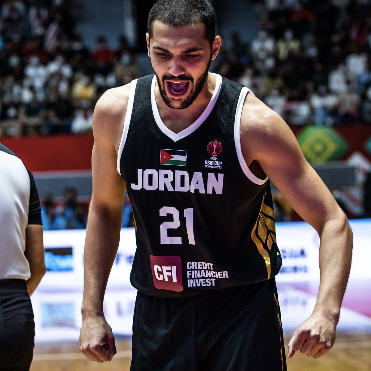 FIBAAsiaCup's tweet photo. Jordan 🇯🇴 silence a sellout home crowd in Jakarta by beating Indonesia for their first win in the #FIBAAsiaCup!

📺 Watch live games + extended highlights
➡️ https://t.co/RA37CUPVzg https://t.co/St5KAV8bJ7
