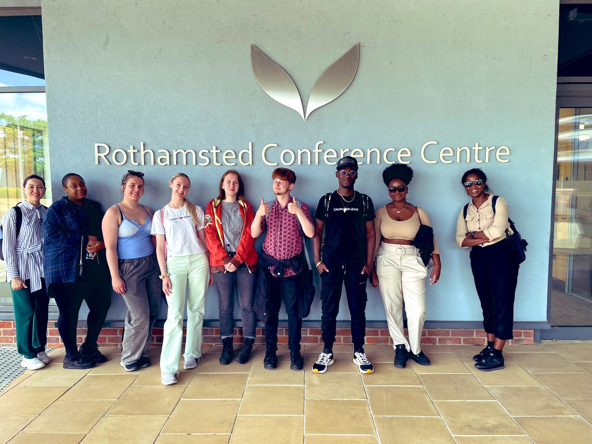 The sun has been shining for our Magnify summer school students who are at <a href="/Rothamsted/">Rothamsted Research</a> today for a partner visit ☀️