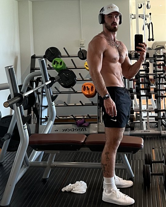 steak &amp; sangria https://t.co/c9BeoNlGEe<a href="/tag/nyc"class="tags"><span>#nyc</span></a>