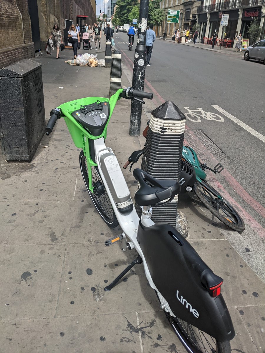 Street clutter like this is a real issue for people with sight loss and vision impairment, but is sadly an everyday occurrence. What street clutter have you come across?

This photo was taken on my lunch break, and just one example out of many. 

#CutTheClutter <a href="/livingstreets/">Living Streets</a>