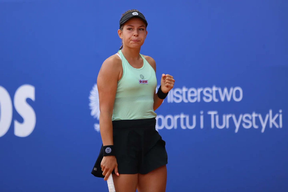 PZTPolishTour's tweet photo. Wyłoniliśmy czwórkę, która zagra w strefie medalowej!🥇🥈🥉🔜

▪️Fręch - Górska 6:1 6:0 ✔️
▪️Hertel - Rogozińska-Dzik 6:0 6:4 ✔️
▪️Falkowska - Podlińska 6:3 6:3 ✔️
▪️Kubka - Bednarz 3:6 6:2 6:2 ✔️

@pzt_tenis @GrupaLOTOS 
@SPORT_GOV_PL https://t.co/HMXwXDOnyD