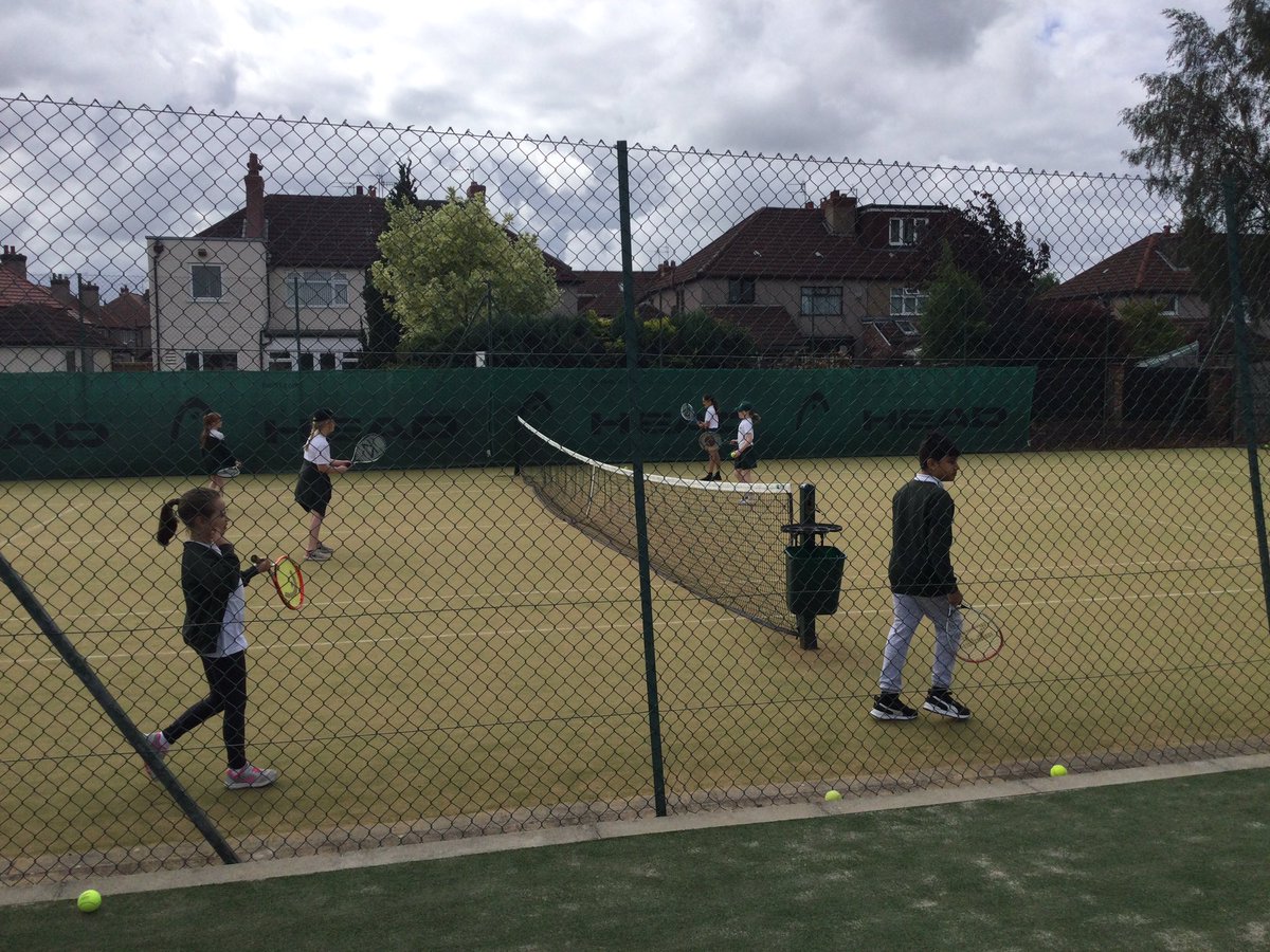 #Y4B had a great time at Palmerston Tennis Club today 🎾 <a href="/DovedaleY4/">Year 4</a> <a href="/DovedalePrimary/">Dovedale Primary Sch</a>