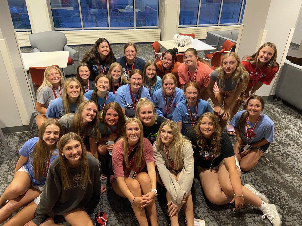 BFMath6's tweet photo. After an evening of team bonding- bowling, Olive Garden, a team meeting and hanging out in the dorm, these Bluejays are up and ready for 3 days of volleyball team camp at Nebraska! Lots of opportunities for improvement and fun to come! https://t.co/E06Tn7T5wm