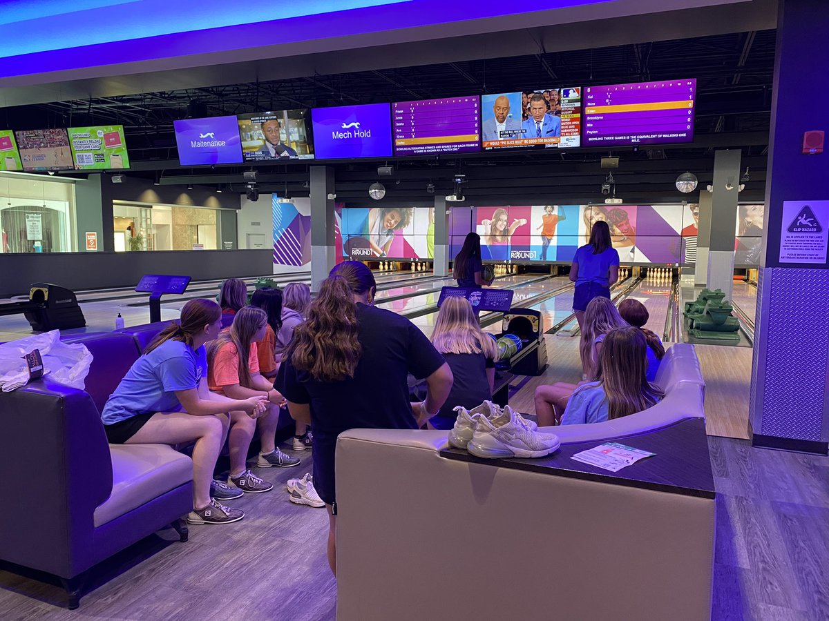 BFMath6's tweet photo. After an evening of team bonding- bowling, Olive Garden, a team meeting and hanging out in the dorm, these Bluejays are up and ready for 3 days of volleyball team camp at Nebraska! Lots of opportunities for improvement and fun to come! https://t.co/E06Tn7T5wm