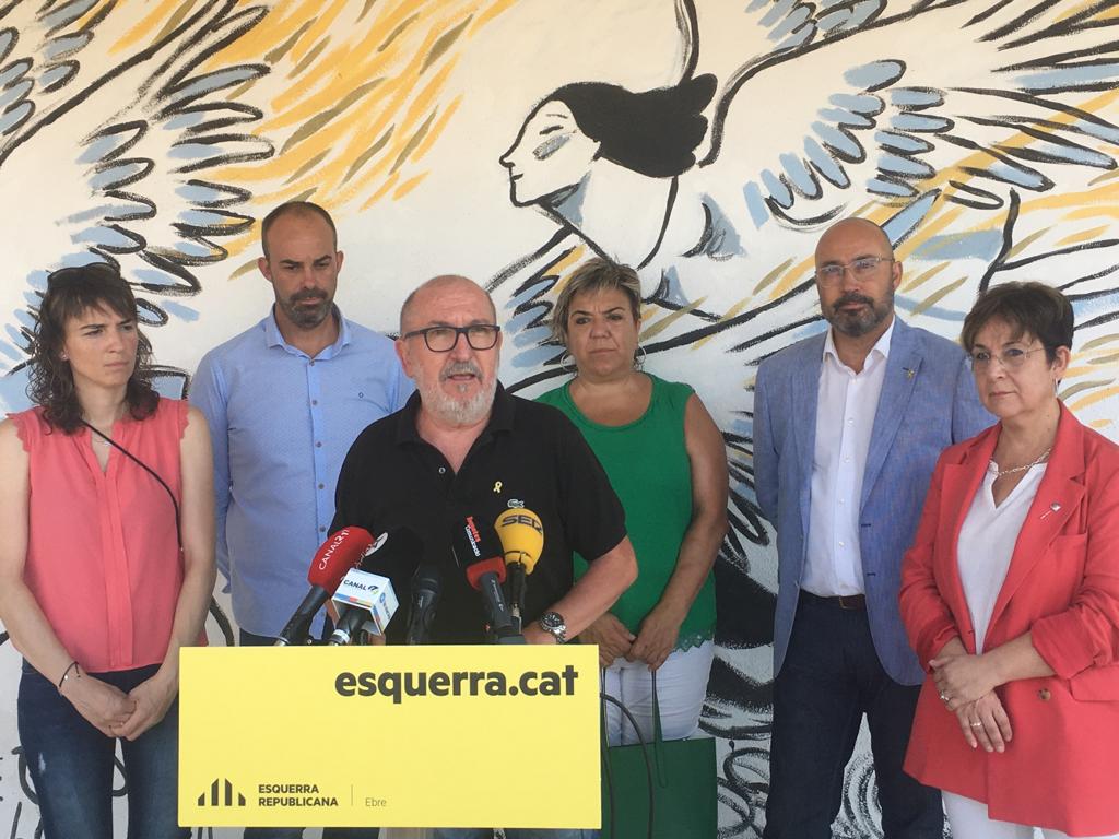 mjvinya's tweet photo. Acompanyem al company Paco Gas per anunciar que l'audiència provincial de Tarragona ha desestimat el recurs de la fiscalia i confirma la seva absolució. 
#PacoGas exemple de compromís en la lluita per la llibertat del nostre Pais.
Company seguim ✊
#TotsSomPacoGas https://t.co/lE1txNvWyT