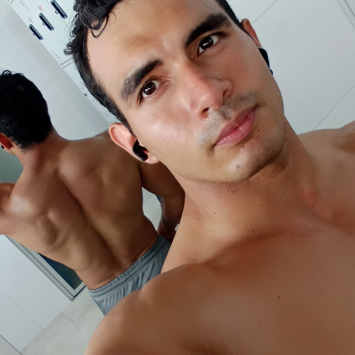 leonardo vera tweet media