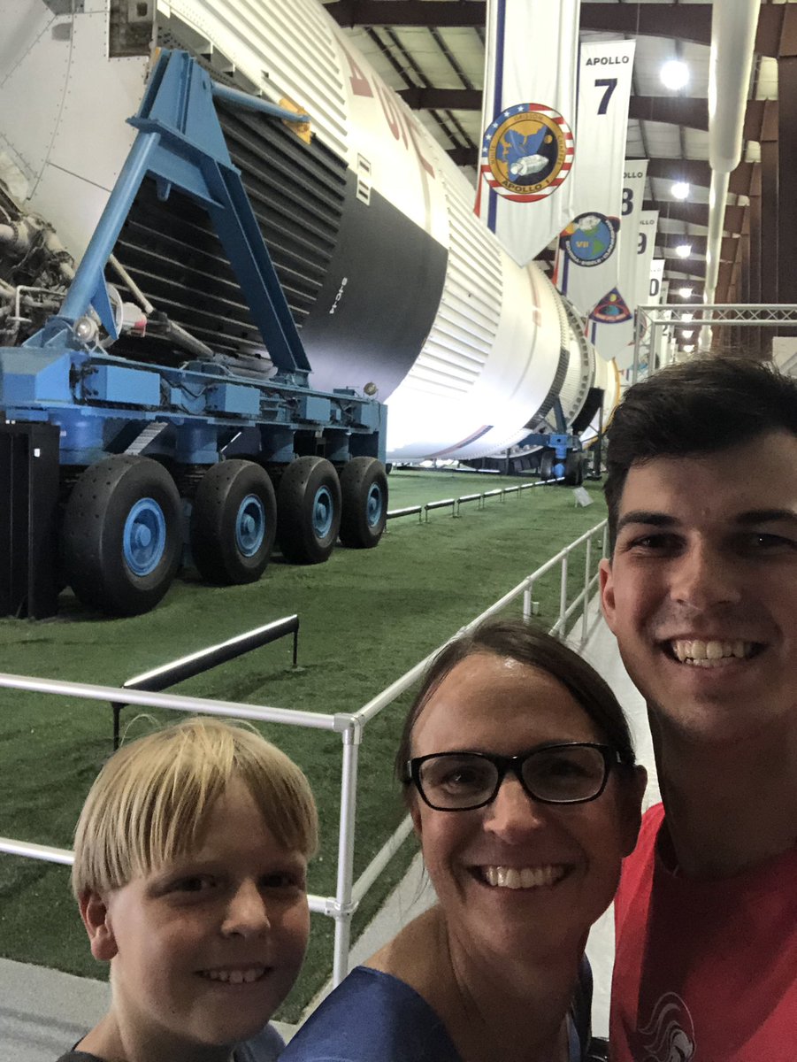 MrsBuege's tweet photo. Picnic while visiting NASA Space Center with family. 😎 #cecheetahs #cesummer22 https://t.co/uwYxKOq7DY
