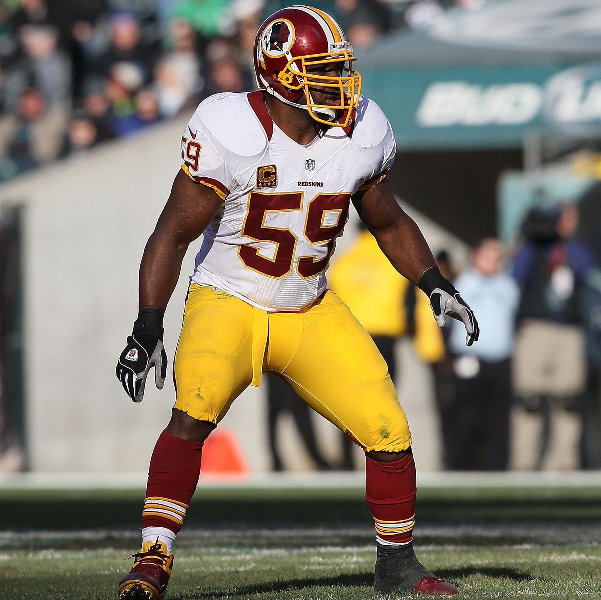 TheHogsdotNetv2's tweet image. There are London Fletcher days left til the 2022 #Commanders kickoff. #59daystogo #HTTC

Never missed a single game in his entire NFL career. He truly earned the nickname Ironman.