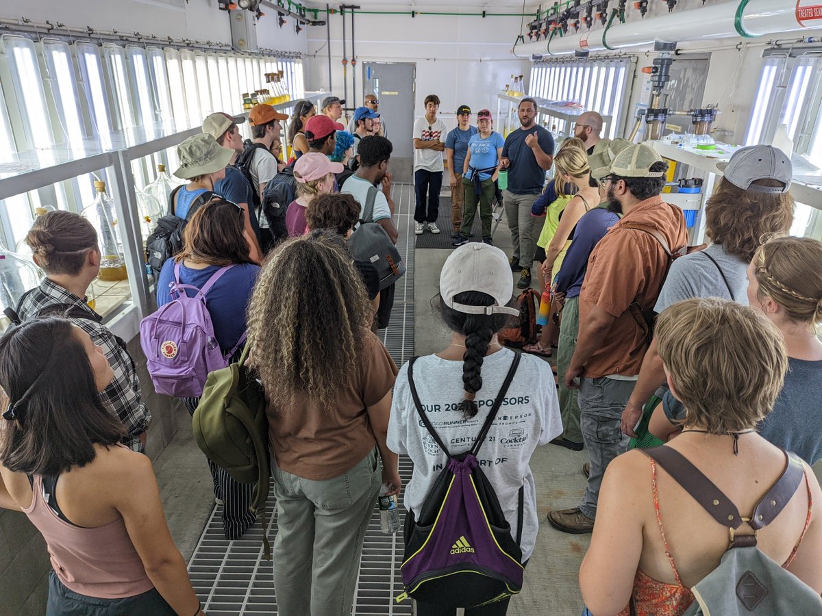 Had a great day with the @RutgersDMCS #RIOS interns and the @UDelaware interns touring our hatchery and field sites! @NSF