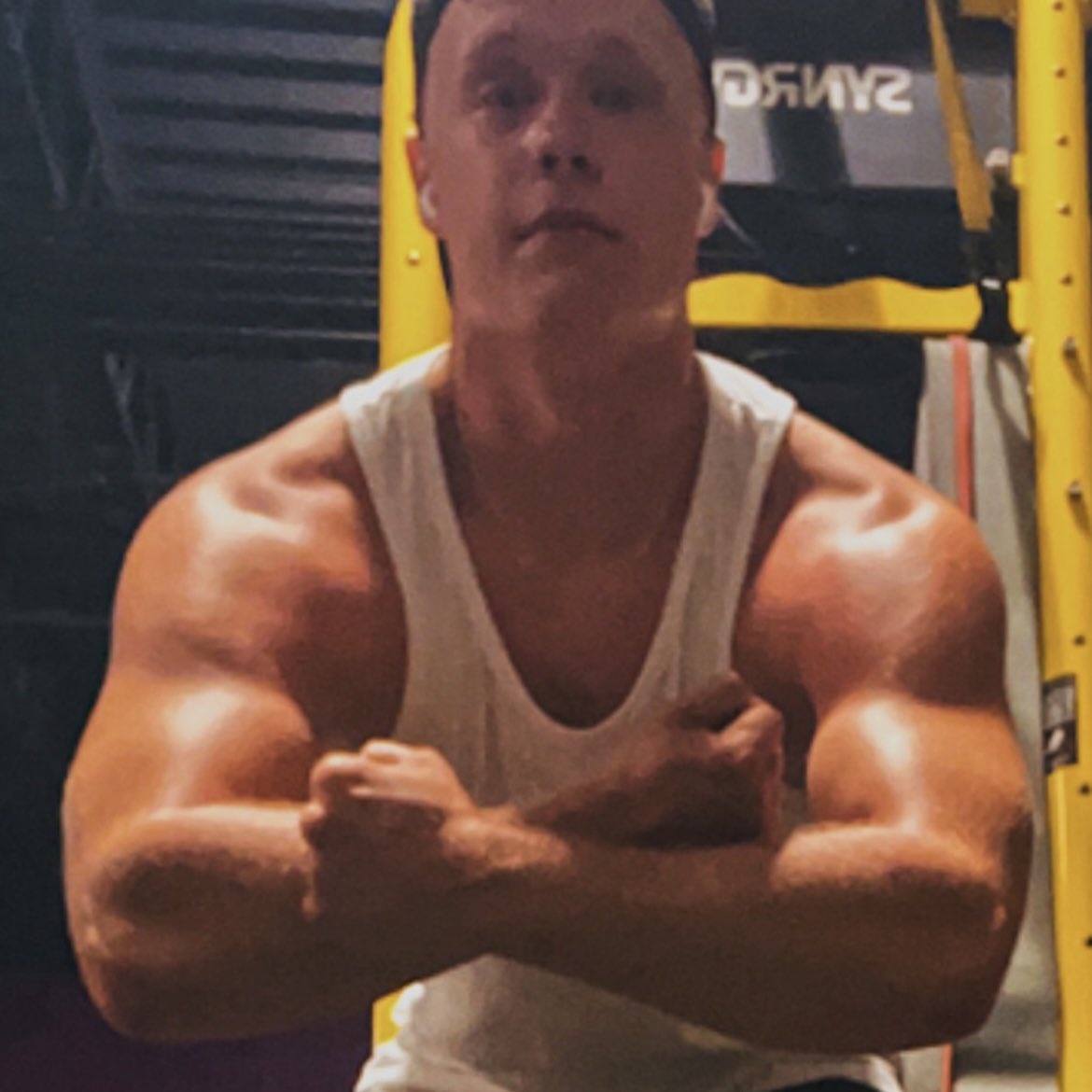 These pictures are a year apart

Have a great day