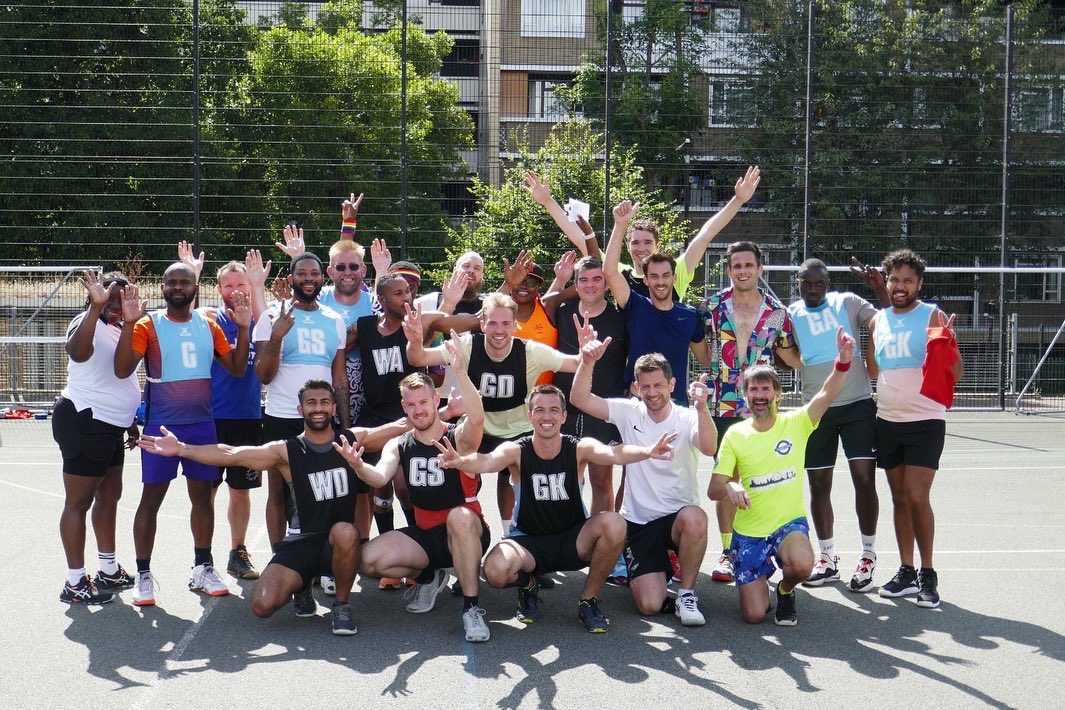 playnetball's tweet photo. Our beautiful boys from the Mens competition during our Pride Tournament πππ
If youβd like to join one of our Mixed teams, we have a team on Thursdays in Highbury needing a male to join them next season! ππΌπ²
#playnetball #socialnetball #pride #mixednetball #mensnetball https://t.co/LXIo1CWibh