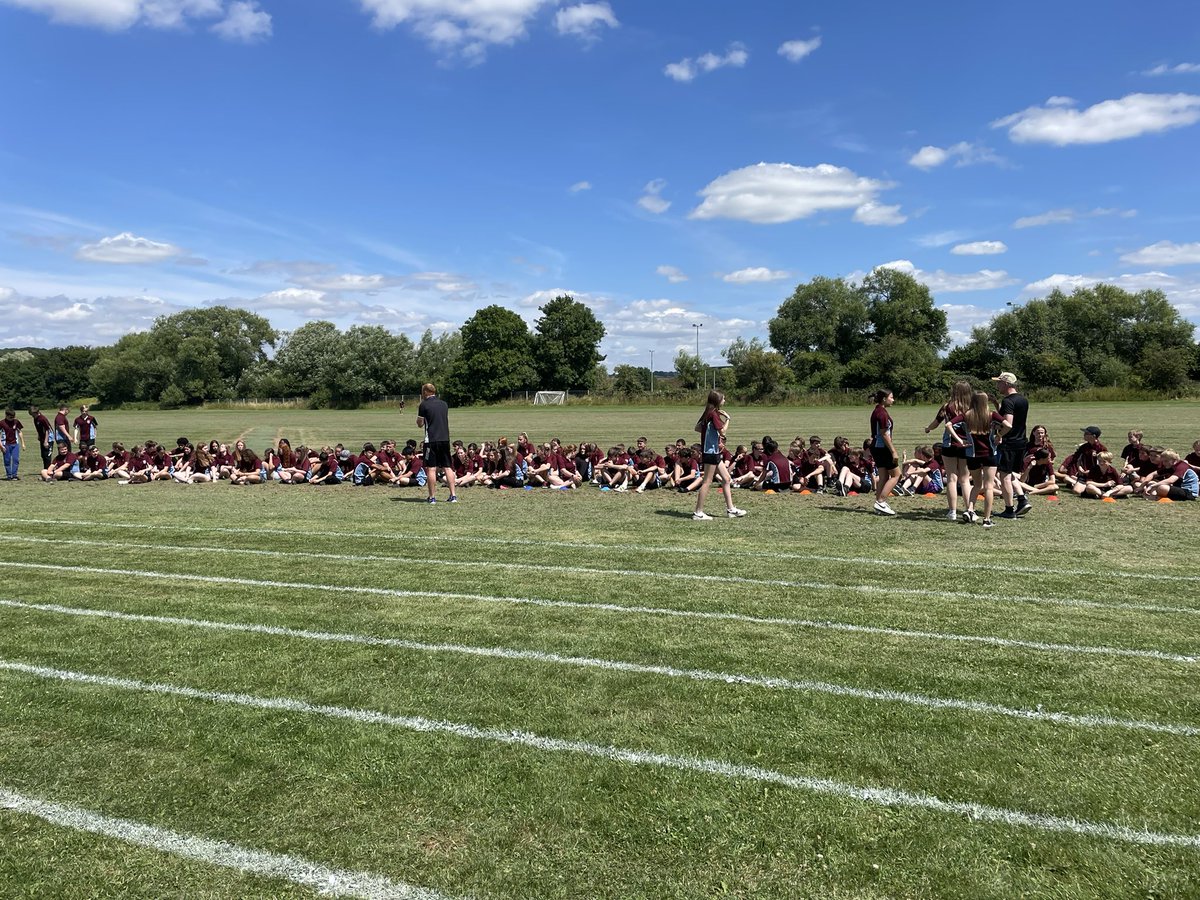 LiftBroadlands's tweet image. Relay preparations underway #triplepoints #teamwork