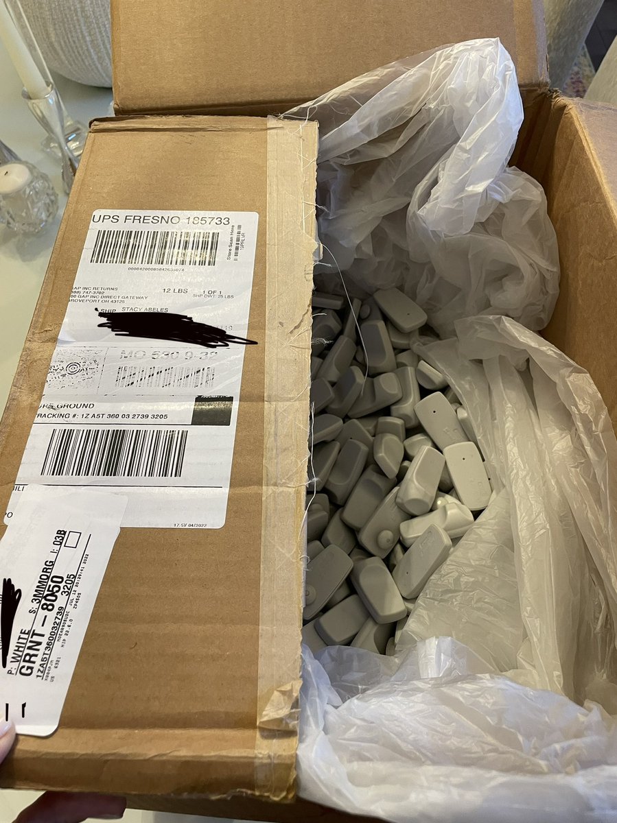 sfabeles's tweet photo. Legit strangest delivery @GapInc @Gap What does one do with 12lbs of security tags? Ummm…missing something? #lossprevention #didntorderthis https://t.co/ZVeFrrjXz0