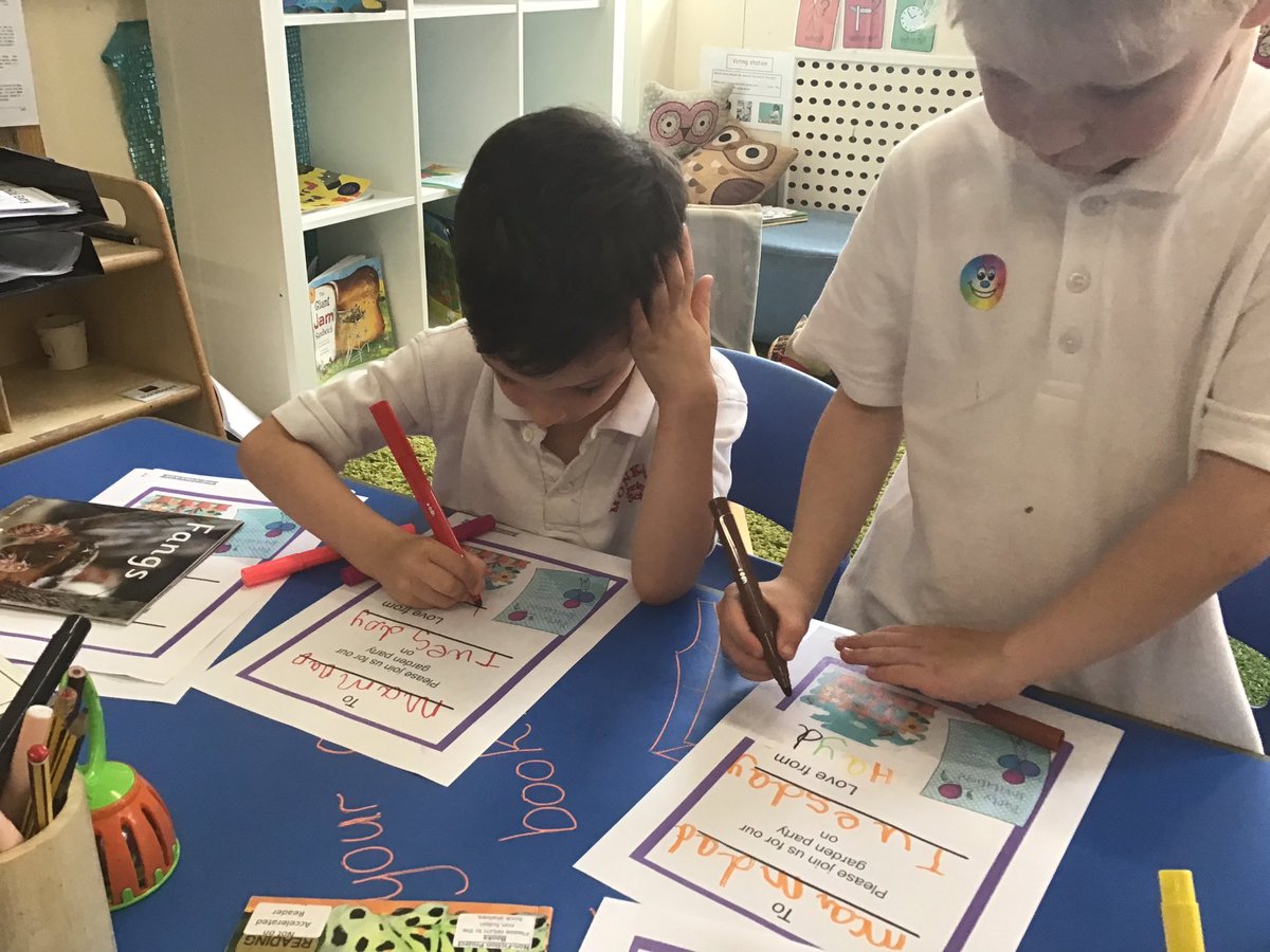 Monkhouse1's tweet photo. Reception are busy writing invitations to our garden party #Writingforpurpose #EYwriting #MHPSReception https://t.co/6V7cgYXf7a