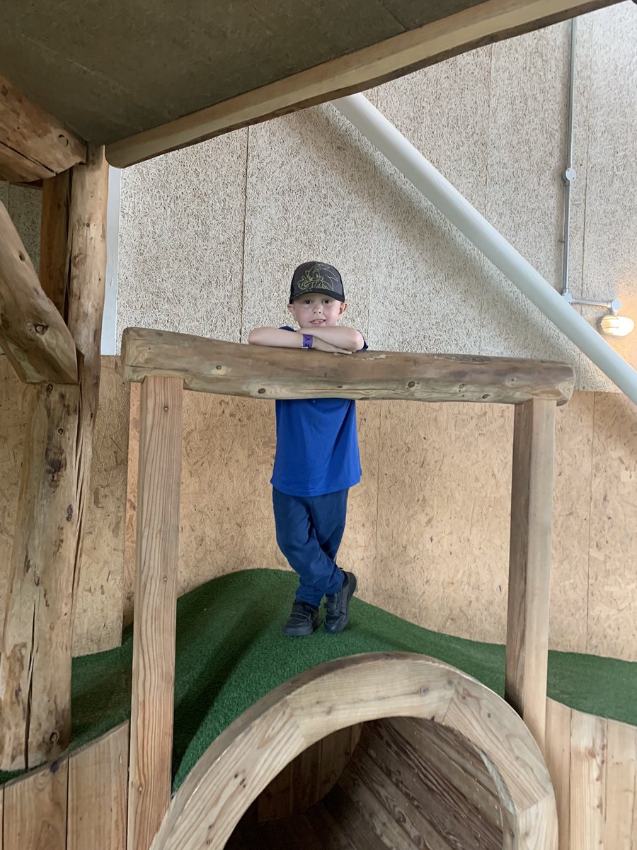 DeltaCravenKC's tweet photo. We have had a fantastic day @williamsdenplay. The children have been incredible! ⭐️⭐️ @DeltaCravenY2 @DeltaCraven  @deltacravenY1 https://t.co/MxnSzu1E1O