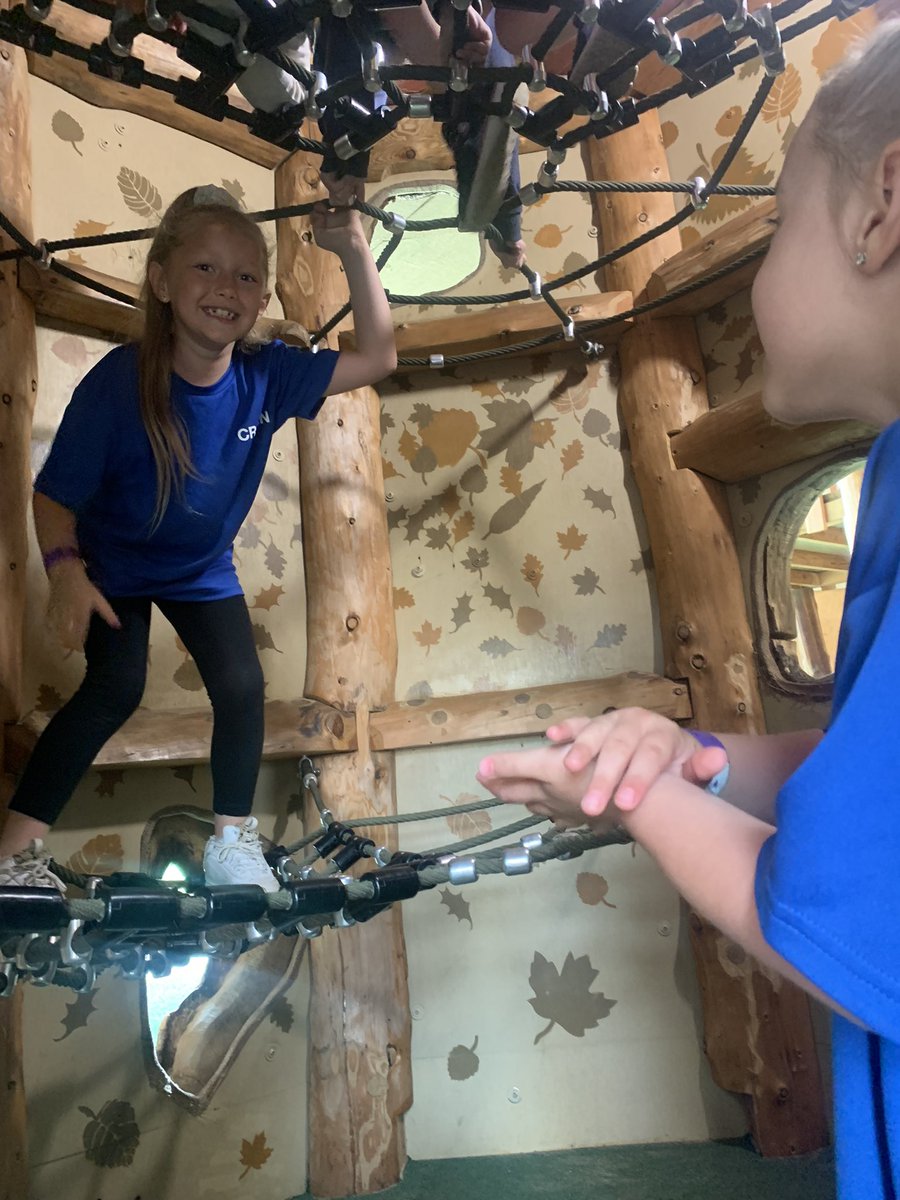 DeltaCravenKC's tweet photo. We have had a fantastic day @williamsdenplay. The children have been incredible! ⭐️⭐️ @DeltaCravenY2 @DeltaCraven  @deltacravenY1 https://t.co/MxnSzu1E1O