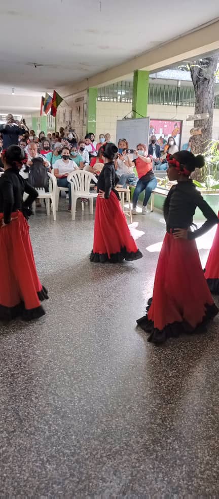 Desarrollo del 1er día del Congreso Pedagógico Nacional 2022 en el estado Trujillo "El Congreso de la Nueva Época: La Escuela Social Productiva Sustentable y Sostenible" @MPPEDUCACION <a href="/_LaAvanzadora/">Yelitze Santaella</a> @ZonaEduTrujillo <a href="/MariiaPalomares/">Maria Palomares</a> <a href="/Analydaboin/">Any</a>