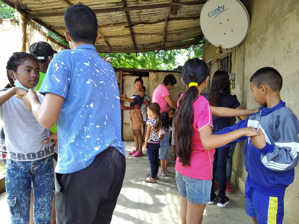 TALLER DE BAILE DE JOROPO LLANERO, organizado por la Cultora y Tallerista SILENE VALERO, dirigido a niños, niñas, jóvenes y adultos.
Municipio: MONAGAS
Parroquia: Altagracia de Orituco.
Sector: Andrés Bello. #ProtegeteDeLaCovid
