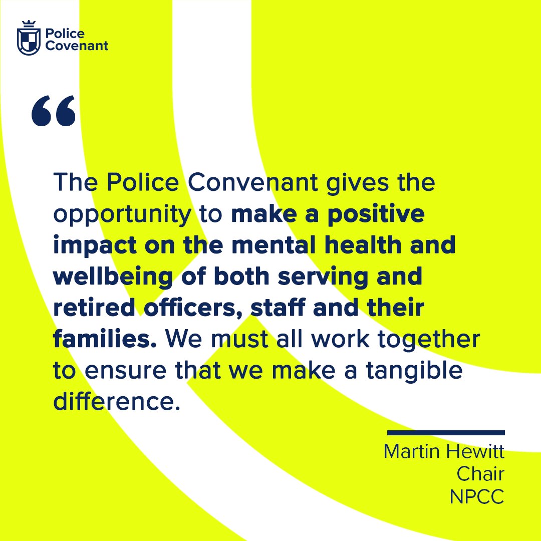 LancsPolice's tweet photo. Our Chief Con. & @PoliceChiefs lead for wellbeing Chris Rowley is today proud to pledge his support for the #PoliceCovenant which focuses on the wellbeing & protection of our officers, staff & volunteers plus support for their families. More here https://t.co/BiQxJNtZ64 and ๐ https://t.co/pAzAqeWJf9