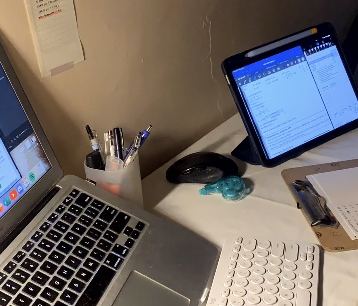 hi! i'm heart! i'm new to #studytwt
let's be moots!! 🫧
about me:
—‘04
— ISFP
— gr12 • STEM student
— aspiring nurse 💘
— likes: taylor swift, kpop (esp day6 &amp; the
rose), music, &amp; dogs
#studytwt #studytwtph