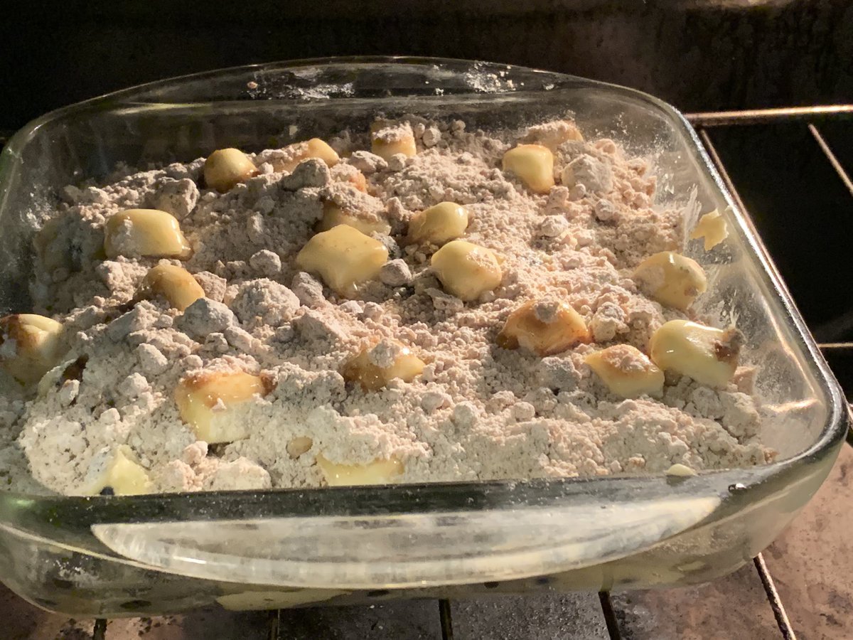 jluss's tweet photo. #thejoyofstem started this morning! Love hearing from @yolondadeon while I get the blueberry buckle in the oven. @ctcasl @technojohnson @MsThomBookitis @valdilorenzo #brewster13library #learninglibrarian https://t.co/W0rFU1vLzz
