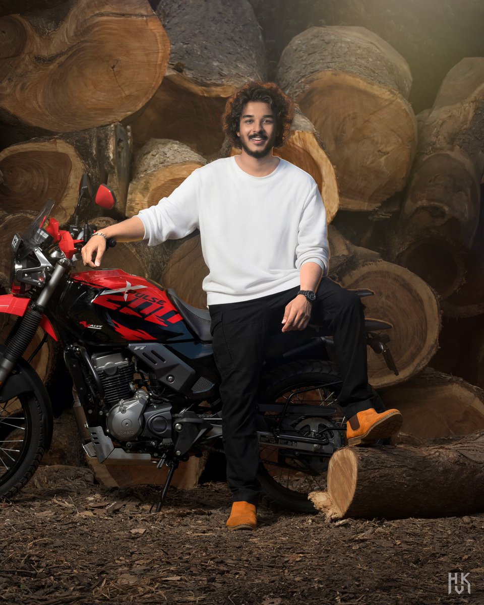 theneelamsetty's tweet photo. In woods #chandrahaasneelamsetty #theneelamsetty #cneelamsetty #model #vizag #telugu #VijayDevarakonda #acting #pose #men #style #Vizag #Hyderabad https://t.co/4IvaVSMwQy