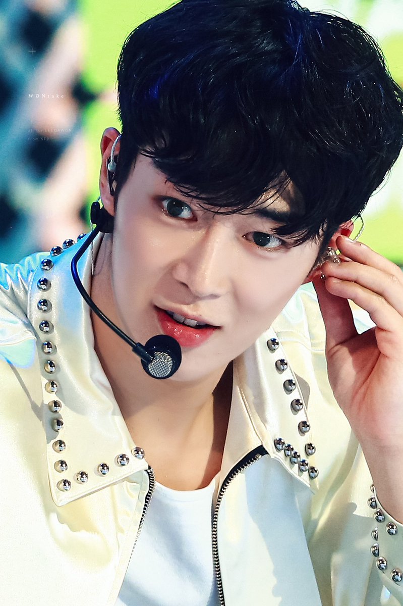 wontake0724's tweet photo. 220713 쇼케이스 

#다원 #Dawon #이상혁
#에스에프나인 #SF9
#THEWAVEOF9 #SCREAM #스크림 https://t.co/fEMauCggrO
