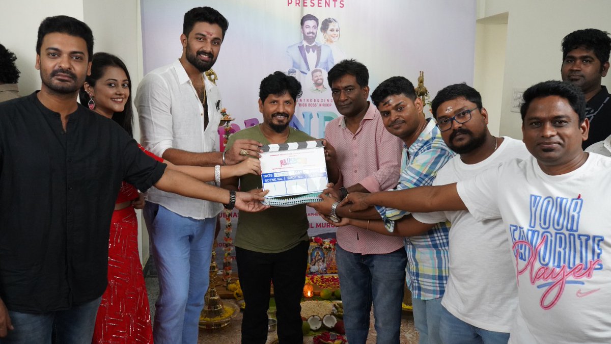 CineemaJunction's tweet photo. @sriannamaroffl &amp; #HosiminProductions next titled as #RAINBOW starring BigBoss Fame @NiroopNK and @DrSimranRaj2

Story-Screenplay-Dialogues @HosiminDirector
Direction @nenuvivekDIR

@VinothKumar144 @Subhash03846195 @manobalam @mimegopi #CharlesVinoth @onlynikil #CineemaJunction https://t.co/15rwDY0M5g