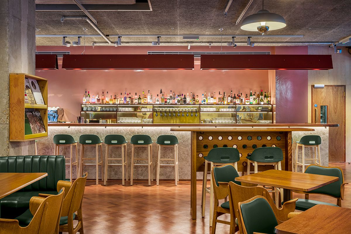 PembrookDesign's tweet image. Busy times ahead...
After the odd times we have all come through, we are more excited by the future than ever before. A small selection of sites recently completed. #thecitypubcompany #teatrohall #stonegatepubcompany #toklas