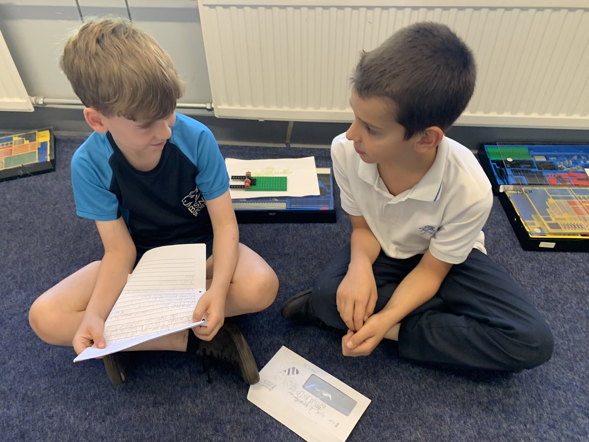 BSNJSV's tweet photo. The moment when #JSVYear3 children read the letters of #JSVYear4, welcoming them to their new year group! π¬βοΈ https://t.co/2wJvn2pDYi