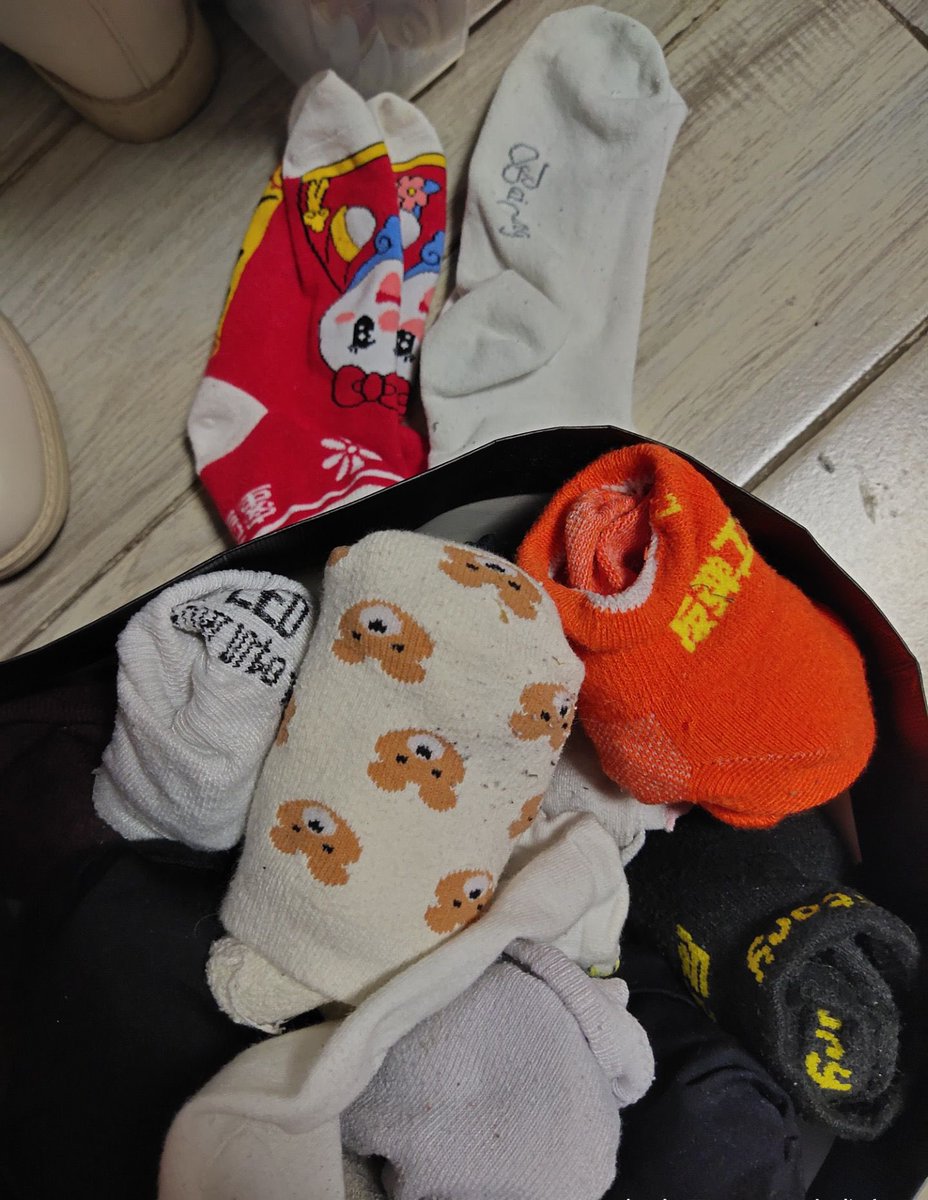 anybayue's tweet photo. 刚入推第一天 抽取点赞评论送福利视频和原味 袜子和丝袜均是穿三天，哥哥们快来呀
#原味内内 #原味 #大学生 #丝袜 #袜子 #白袜 #黑丝 #白丝 #足優勝してるよVtuber #原味商品販售 https://t.co/SHfLBgCB6R