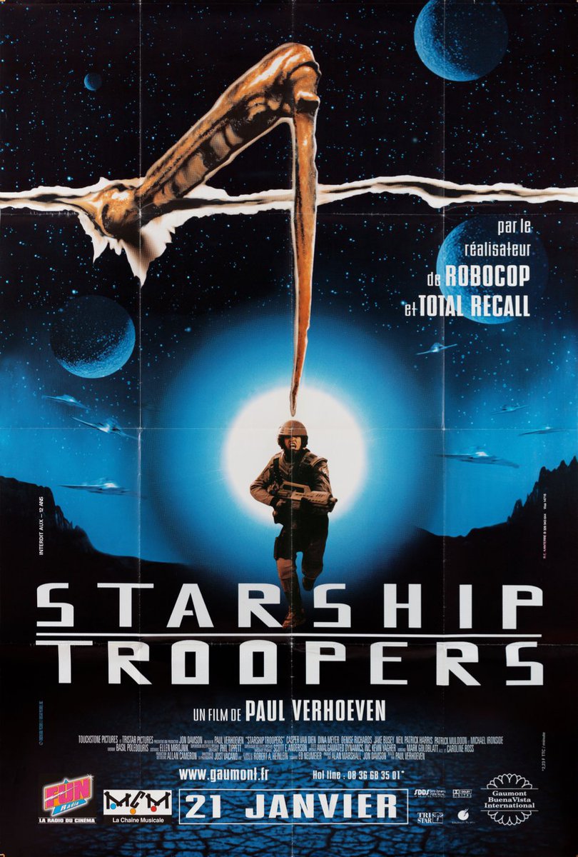 French film poster for #PaulVerhoeven's #StarshipTroopers (1997) #DeniseRichards #CasperVanDien #ClancyBrown #MichaelIronside #JakeBusey