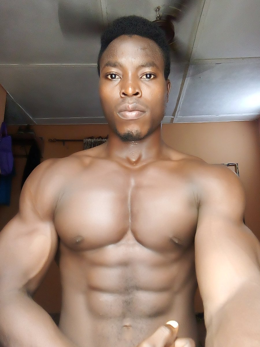 tochukwud020's tweet photo. Strong body builder https://t.co/eMoHUBkqKT