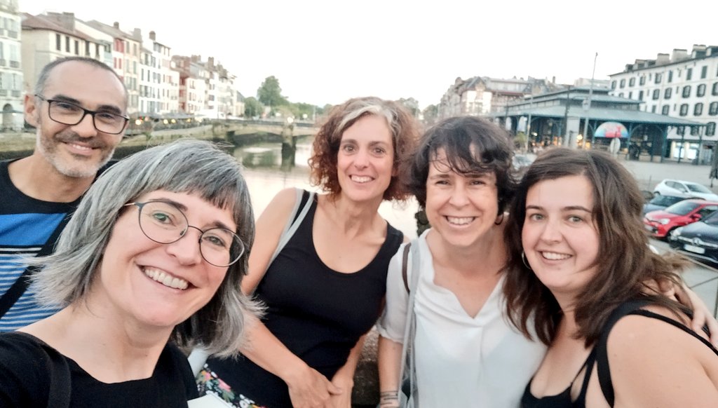 IratiIciar's tweet photo. Aipamen bereziak nire #UI50 staff-ari:
Emilio, @ziharae @bootxo @MiraririMirari https://t.co/6JLgx5vH40