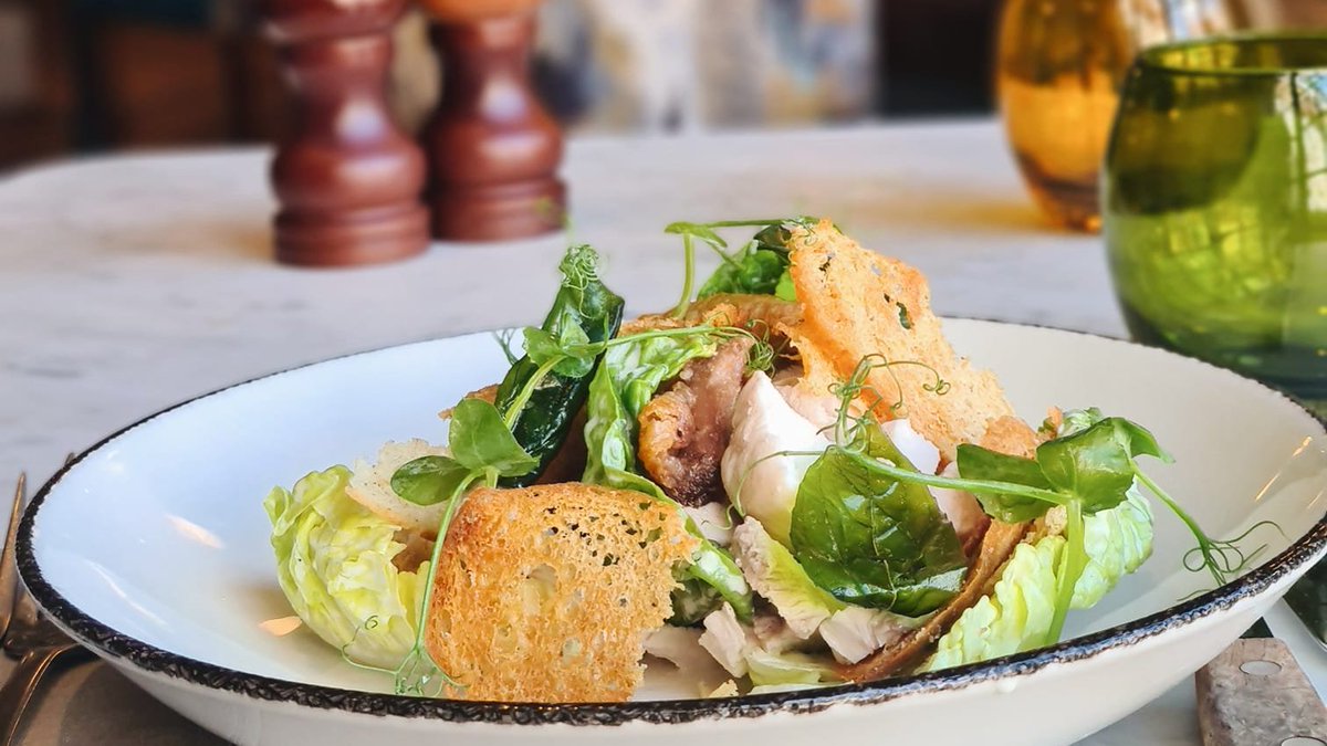 As well as scrumptious delights cooked up in our clubhouse, there’s an array of restaurants to choose from in #WestDorset. From fresh seafood at the <a href="/crabhousecafe/">Nigel - crabhouse</a> to authentic Japanese food at <a href="/myraskaiseki/">Myras Kaiseki</a> or <a href="/thekingsarms_so/">The Kings Arms</a> with their seasonal menu - just to name a few!