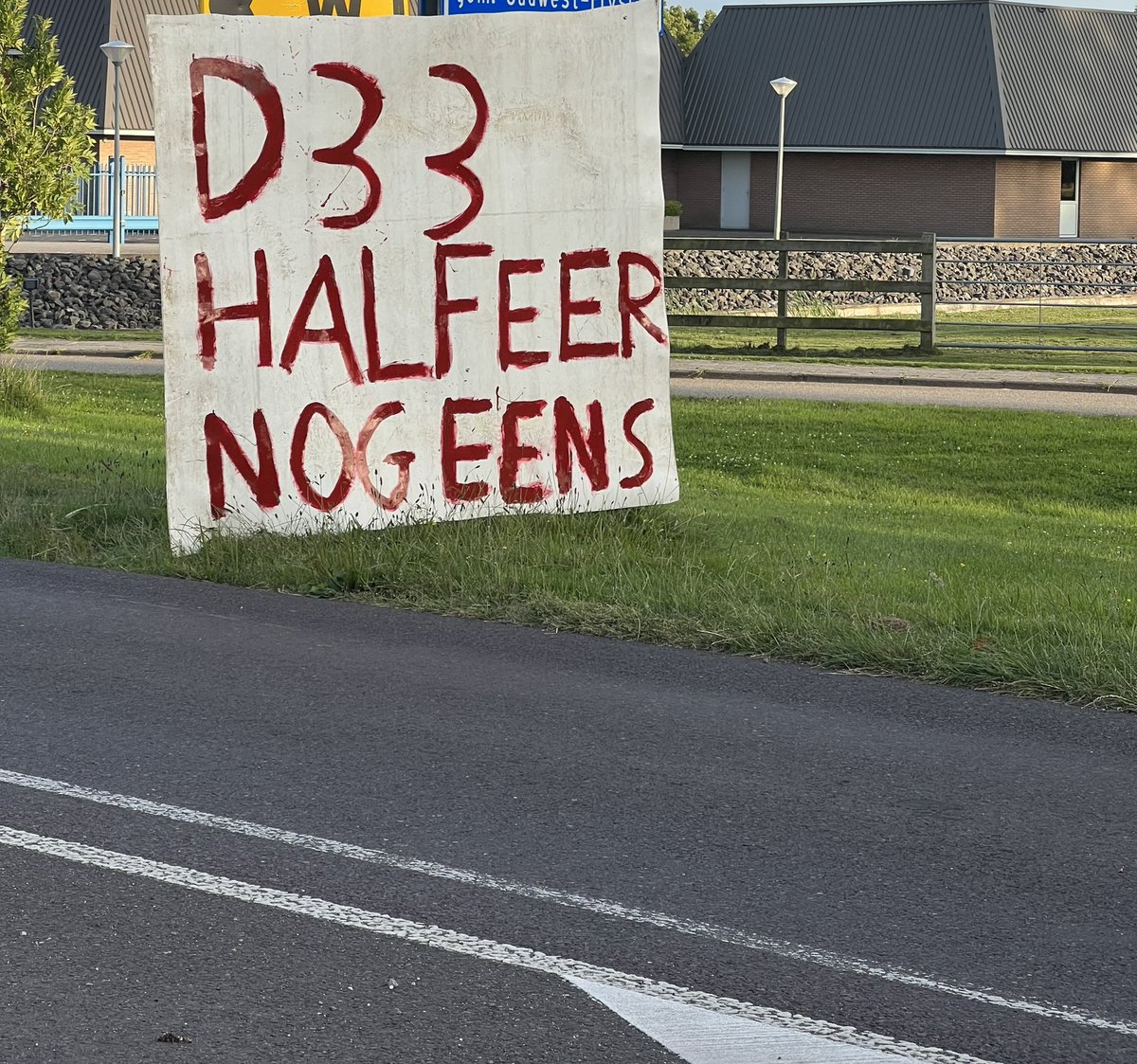 vanWMo's tweet image. Eehm nee 🤦🏻‍♀️ 😂 #boerenprotest