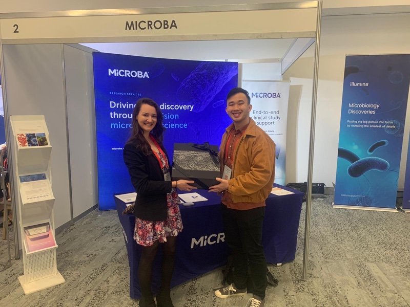 Wintwu7's tweet image. Thank you to the @AUSSOCMIC committee for organizing a fantastic ASM 2022!  I got the opportunity to present my work in person for the first time in 3 years and super stoked that I won the ASM raffle and @MicrobaOfficial prizes! #2022ASM