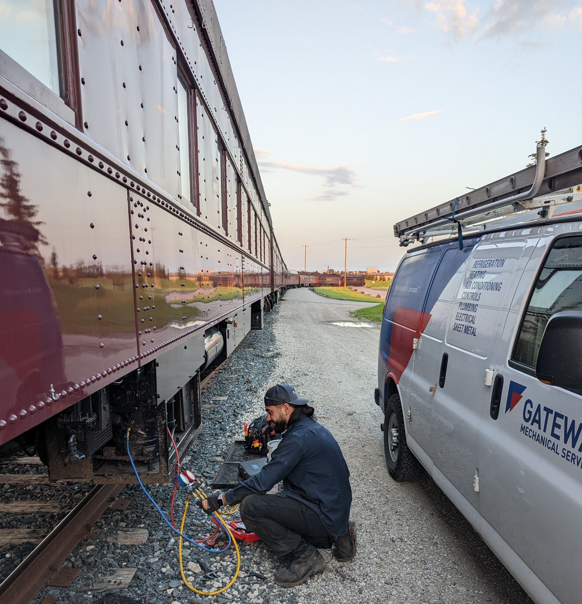 #HVAC is everywhere! Here is Azhar recharging a train car A/C for occupant comfort.

Gateway is a B2B HVAC/R company, but if you're interested in ways to save on your home A/C costs read this blog! bit.ly/3yvstUw #acmaintenance #heatwave #occupantcomfort #AC