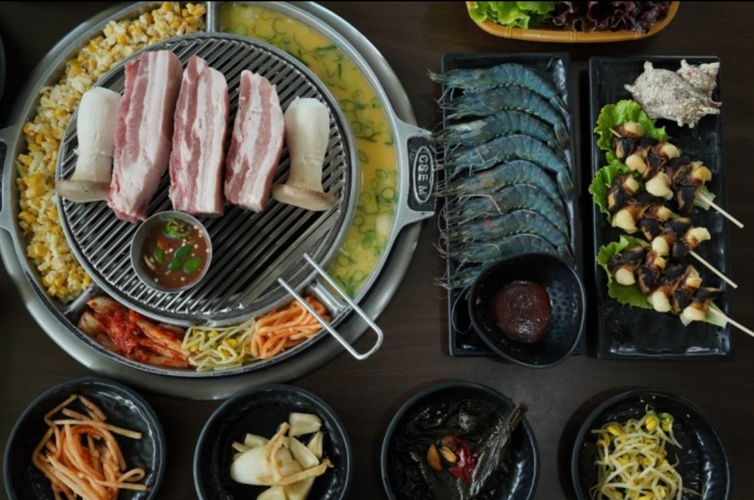 js_bapury's tweet photo. [📹] #윤지성 V룽V룽 18편 UP‼

지룽따라 제주도 맛집투어

1. 난드르바당
🗺제주 서귀포시 하예하동로16번길 11-1 https://t.co/BNXaPmPXwU