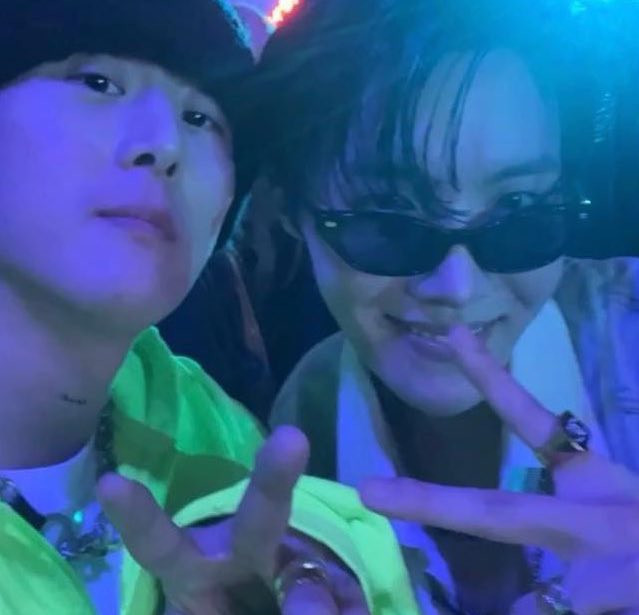 seraflwd's tweet photo. let's all say thank you hobi for making khh twitter active again 🙏🏻 https://t.co/oclShq3DL3
