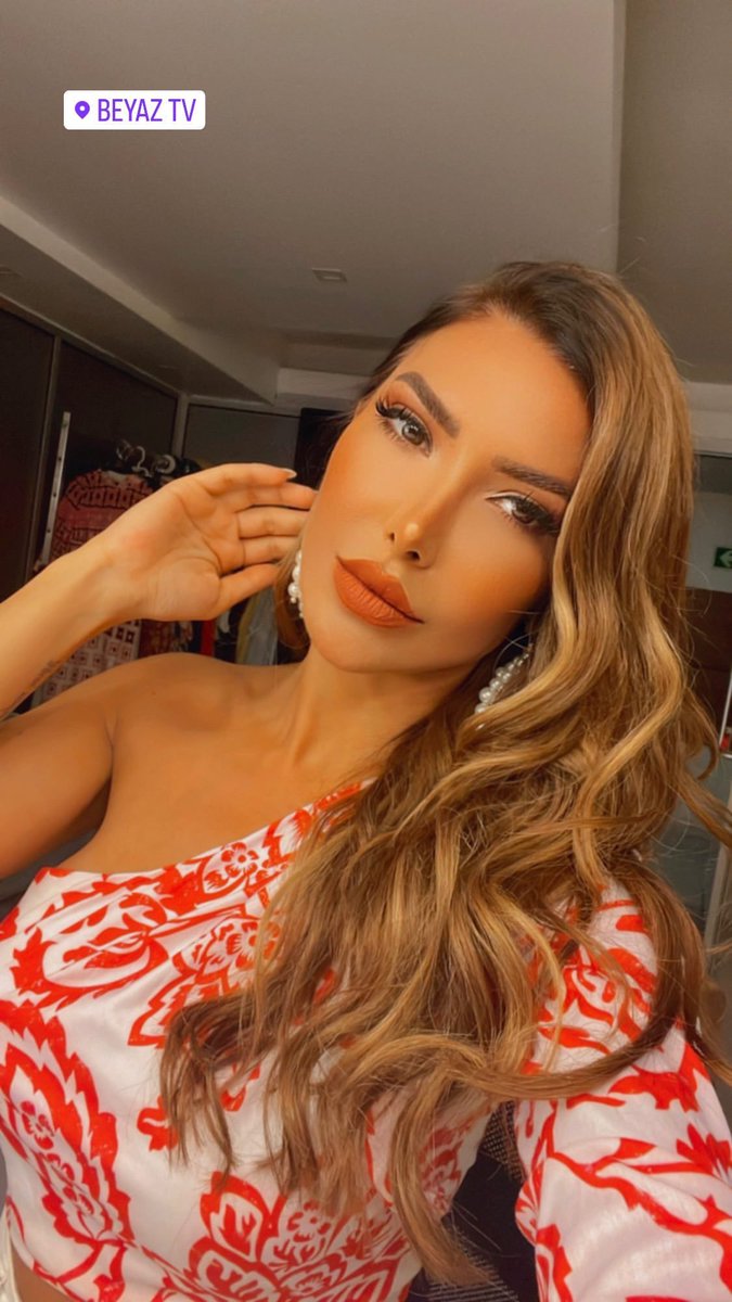 BEYAZ MAGAZİN HAFTA İÇİ HER GÜN 08.45 TE BEYAZ TV DE <a href="/neledmedid/">DidemDelen</a> <a href="/beyaztv/">BEYAZ TV</a> <a href="/BeyazMagazin/">Beyaz Magazin</a> #beyaztv #magazin #beyazmagazin #kanald #startv #atv #exxen #puhutv #showtv #ucankustv #foxturkiye #blutv #digiturk #tv8 #didemdelen #istanbul  #ddfc  #sunucu #tv #sinema  #oyuncu  #sanatçı