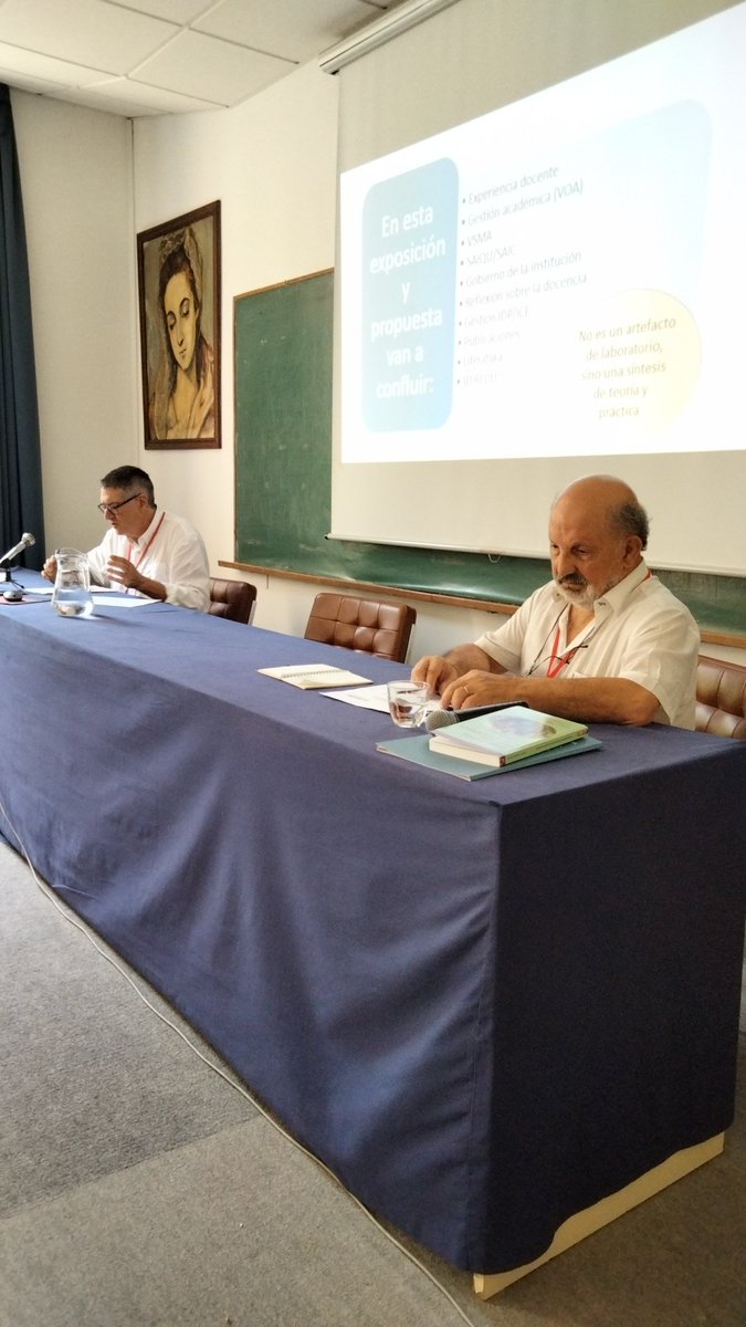 Muy interesante la reflexión de Max sobre las dimensiones de un  modelo educativo institucional.#POIO <a href="/red_REDU/">RED-U</a>