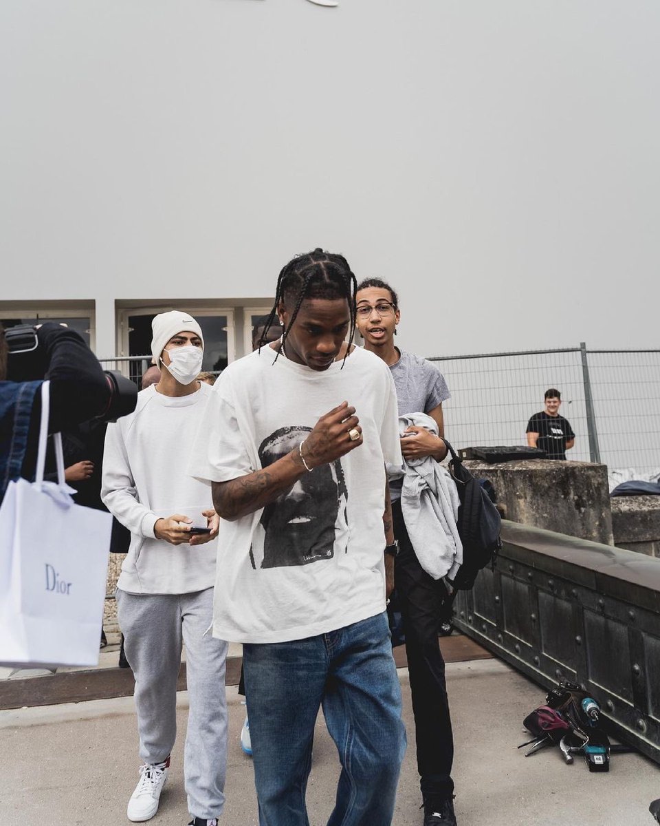 dior cactus jack pop smoke