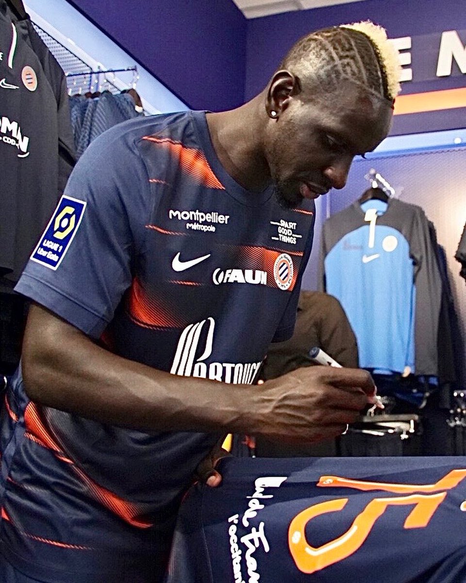mamadousakho's tweet photo. Gagnez mon nouveau maillot dédicacé !! 🟠🔵7️⃣5️⃣🔥 Rendez vous sur https://t.co/4QgKZjCeyT #TeamSakho #MHSC #TeamMHSC https://t.co/CQnX6SECEF