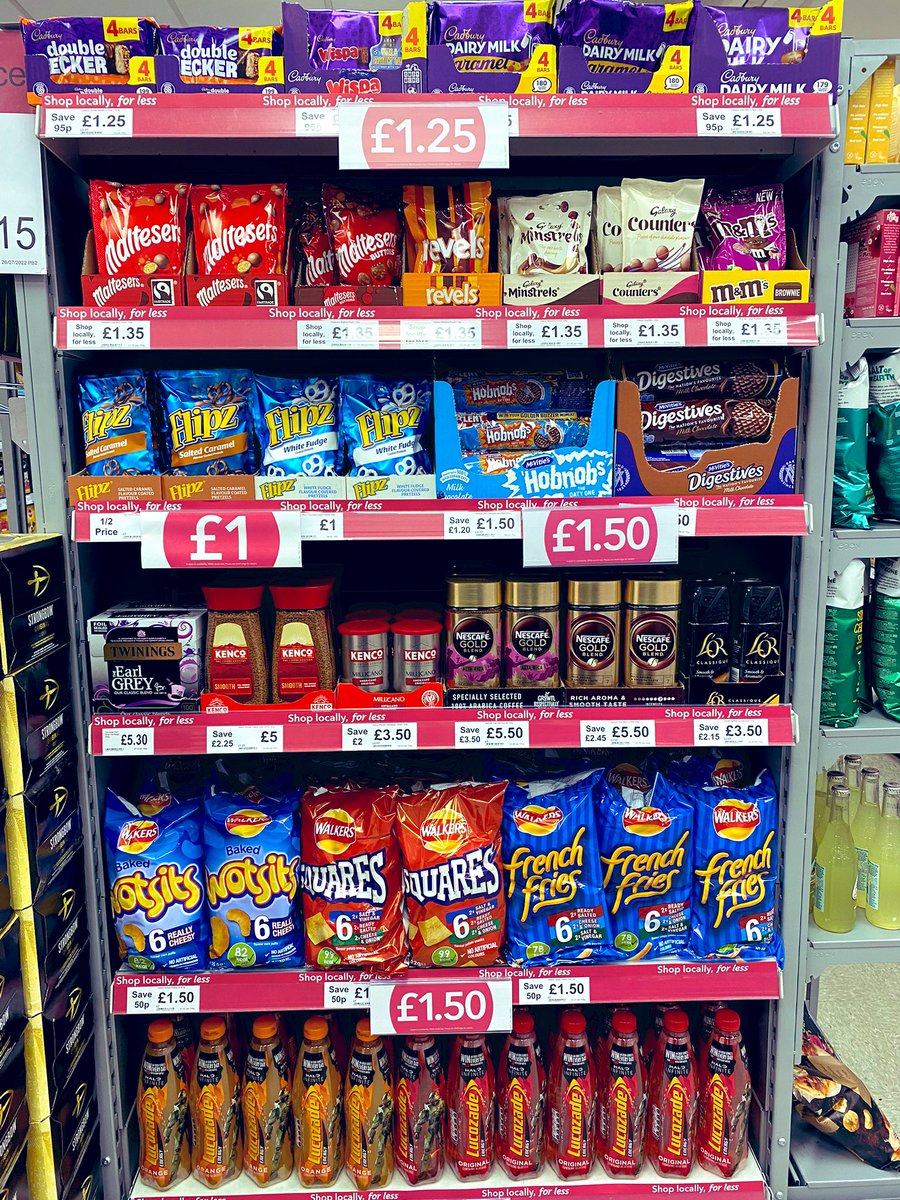 BethD15_'s tweet photo. The team at Mountsorrel have been working hard to, on top of delivering a fab changeover, bring a warm welcome to  @JonniePeacock where he has been filming. It was a pleasure to meet him and I hope him and his team were happy with the store! 🤩 @mycoopfood @CJWright_85 https://t.co/9Gs8Rj6NQI